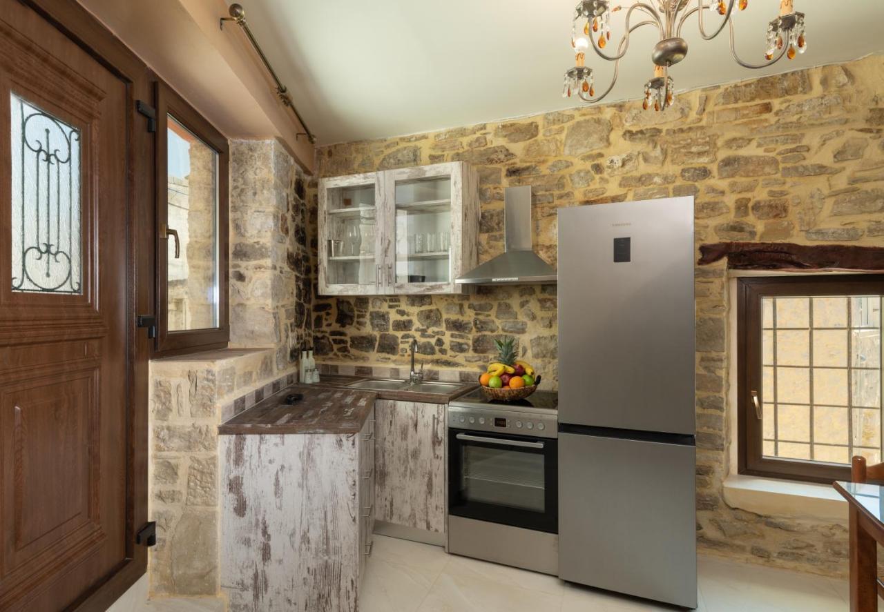 Draganigo Luxury Stone Houses 40 Min From Matala Ano Moulia Bagian luar foto