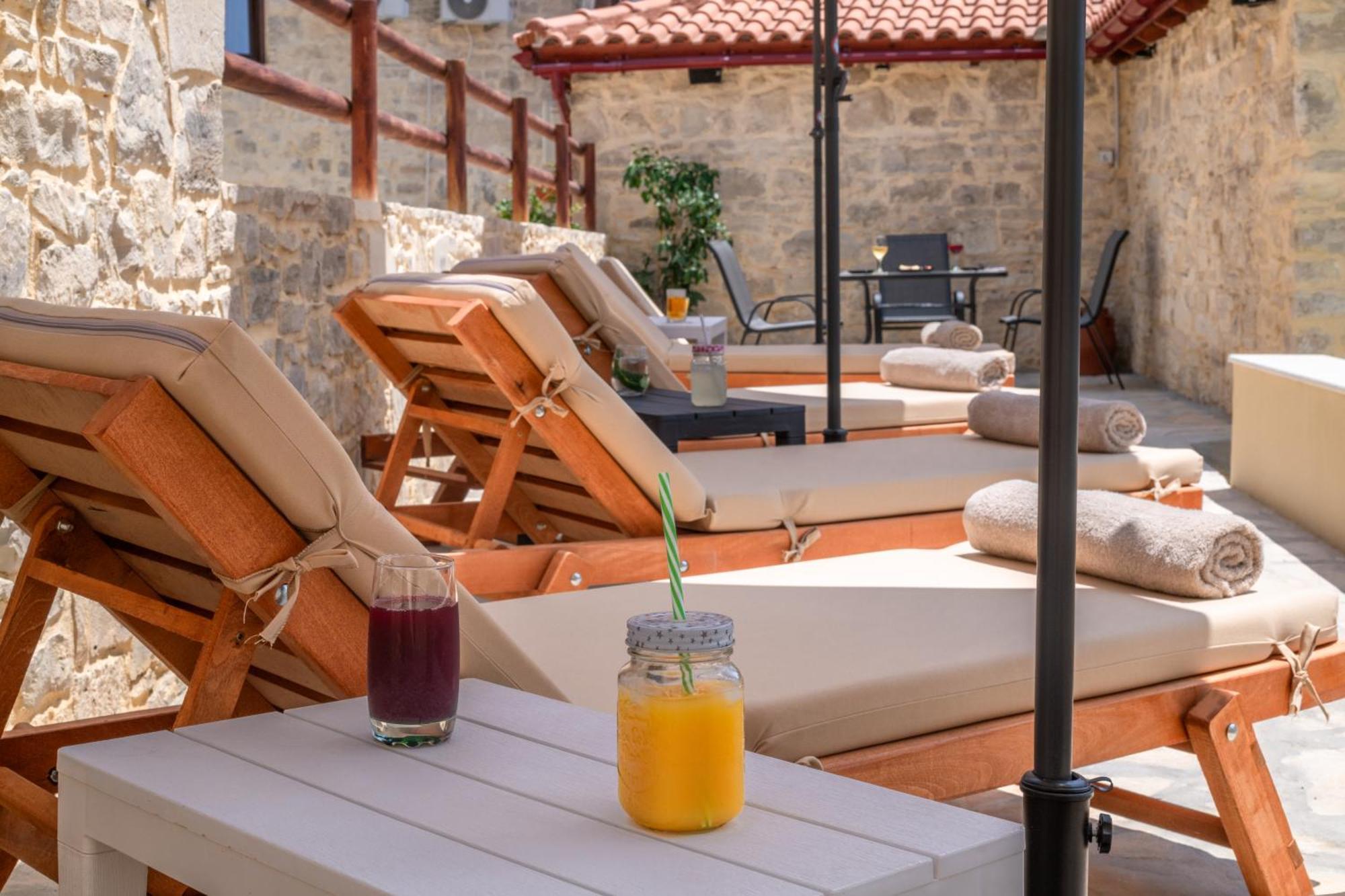 Draganigo Luxury Stone Houses 40 Min From Matala Ano Moulia Bagian luar foto