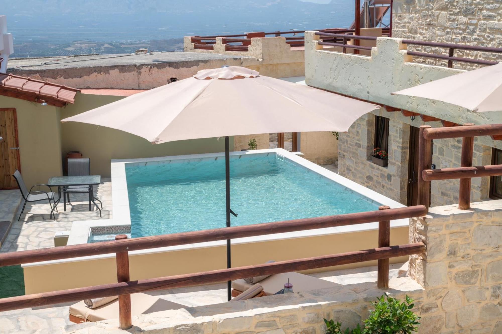 Draganigo Luxury Stone Houses 40 Min From Matala Ano Moulia Bagian luar foto