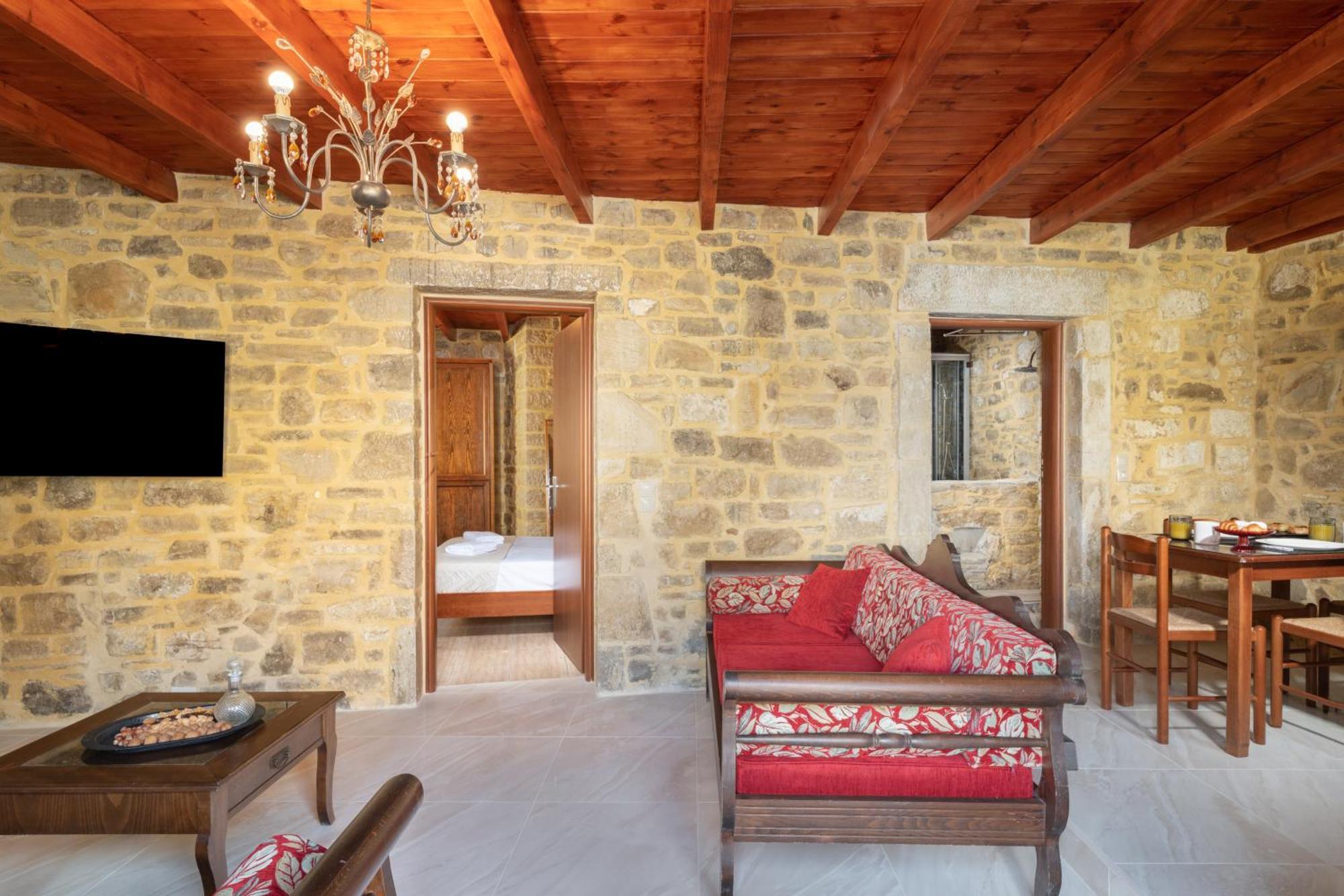 Draganigo Luxury Stone Houses 40 Min From Matala Ano Moulia Ruang foto